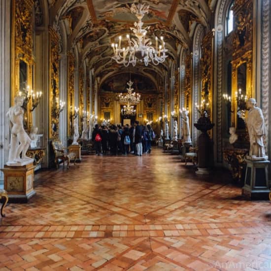 Visita la Galleria Doria Pamphilj